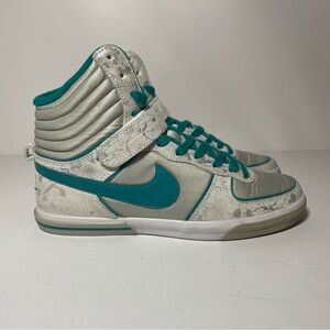 Nike Aero Flight Women's Size 7 High Top Teal Silver Sneaker Shoes 365965-031.